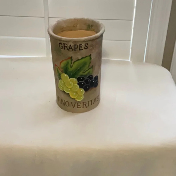 Wine Decanter - Picture 1 of 6